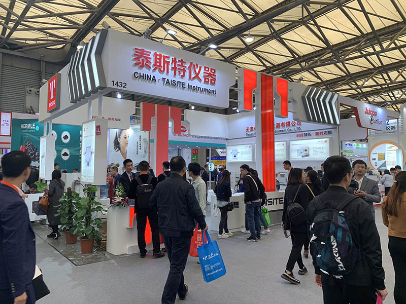 北京展臺(tái)設(shè)計(jì)展臺(tái)搭建中常見(jiàn)的問(wèn)題及解決方法？